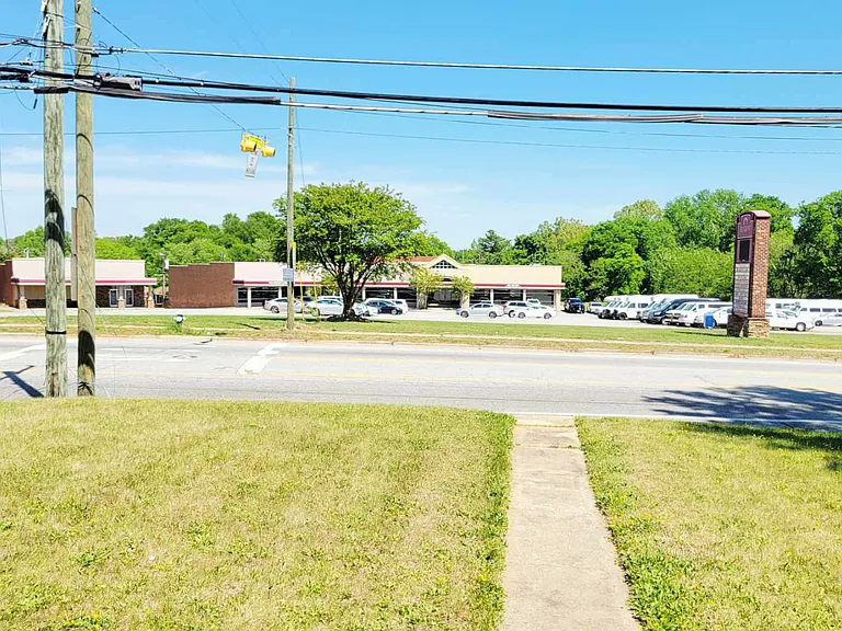 2022 Martin Luther King Jr Dr — Photo 12