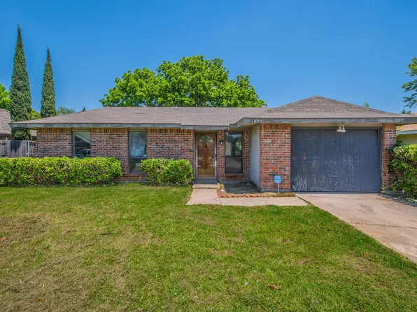 1605 White Oak Dr, Garland, TX 75040