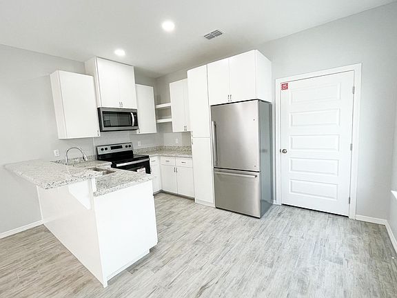 4th image of 1501 Heritage Dr