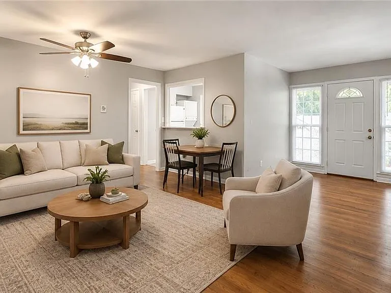 801 Marstevan Dr NE — Photo 6