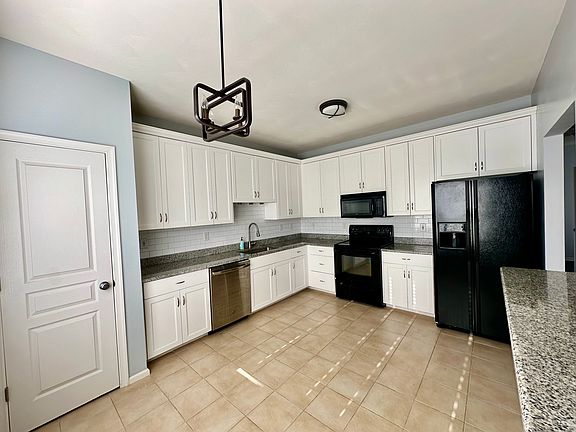 2nd image of 4506 Lee Ave