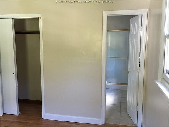 4th image of 1047 Snowbird Dr