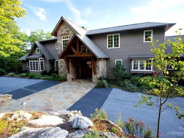 535 Hawk Mountain Rd, Lake Toxaway, NC 28747