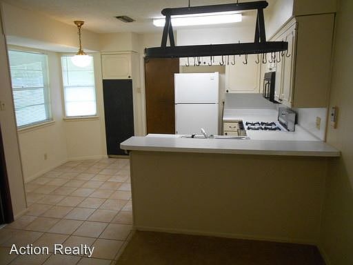 5th image of 5710 Gillis Dr
