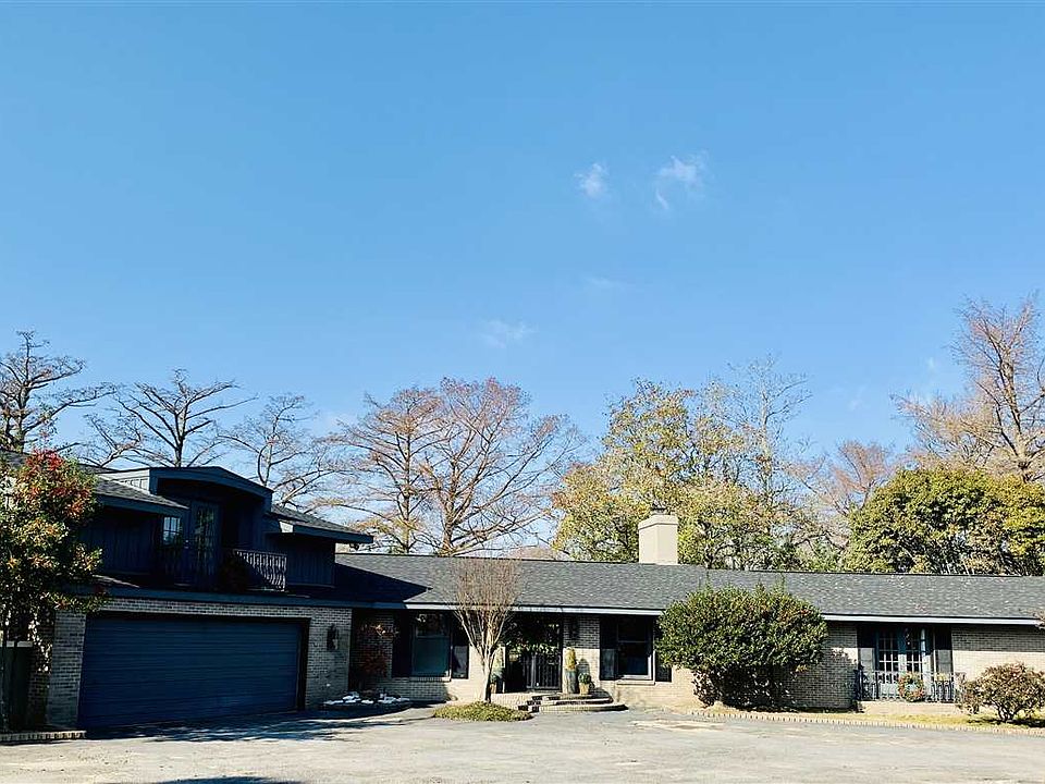 1st image of 711 Walker Dr