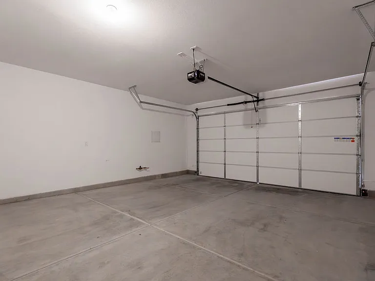 10620 Carnes Ave — Photo 38