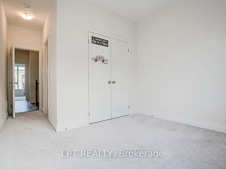 84 William Saville St — Photo 23