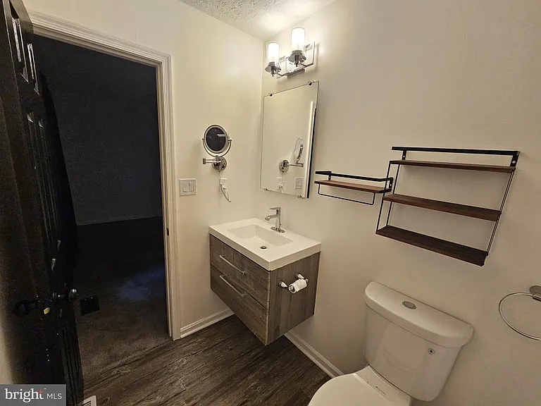 730 Ox Bow Ln — Photo 18