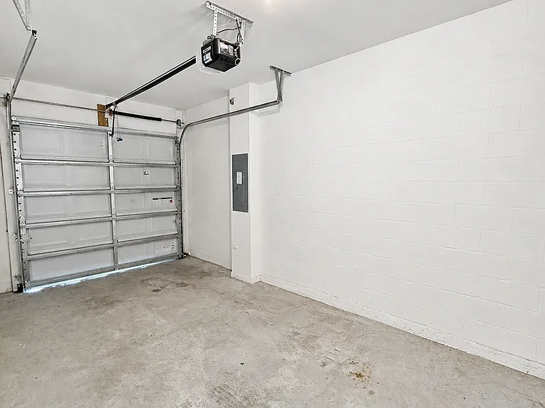 1470 Isleta Loop — Photo 24