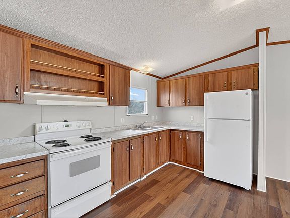4th image of 491 Chapman Rd #9