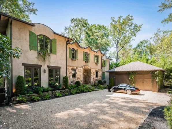 3118 W Roxboro Rd NE, Atlanta, GA 30324