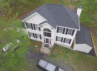 130 Bensley Rd, Bushkill, PA 18324