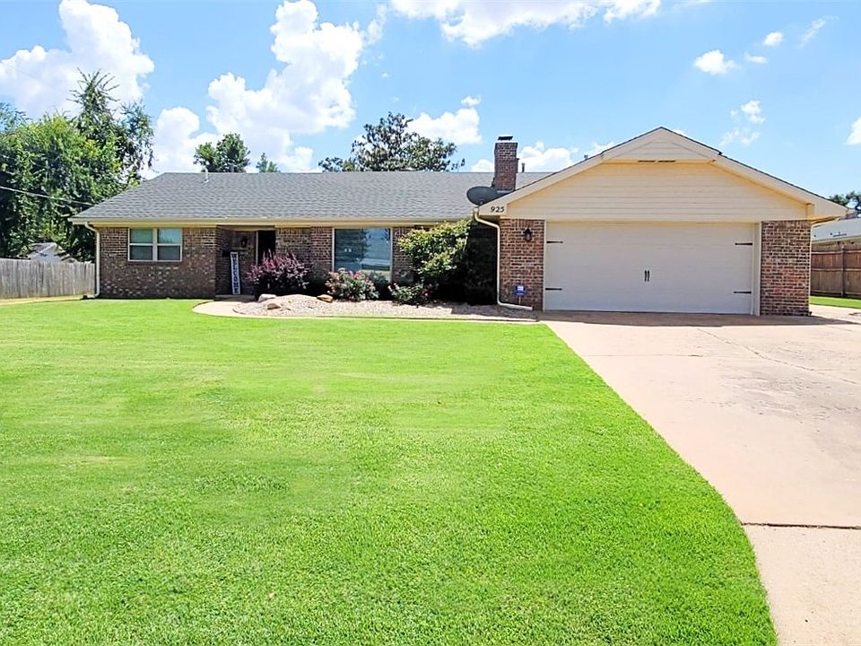 925 W Tennessee Ave, Chickasha, OK 73018 Zillow