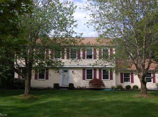 2236 Weir Dr, Hudson, OH 44236