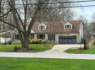 3912 Glenmere Dr, Youngstown, OH 44511