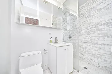 Rented by Living New York