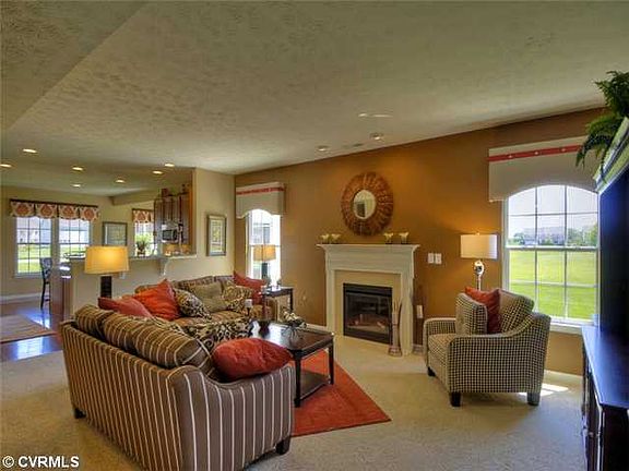 4th image of 6955 Bolelyn Dr
