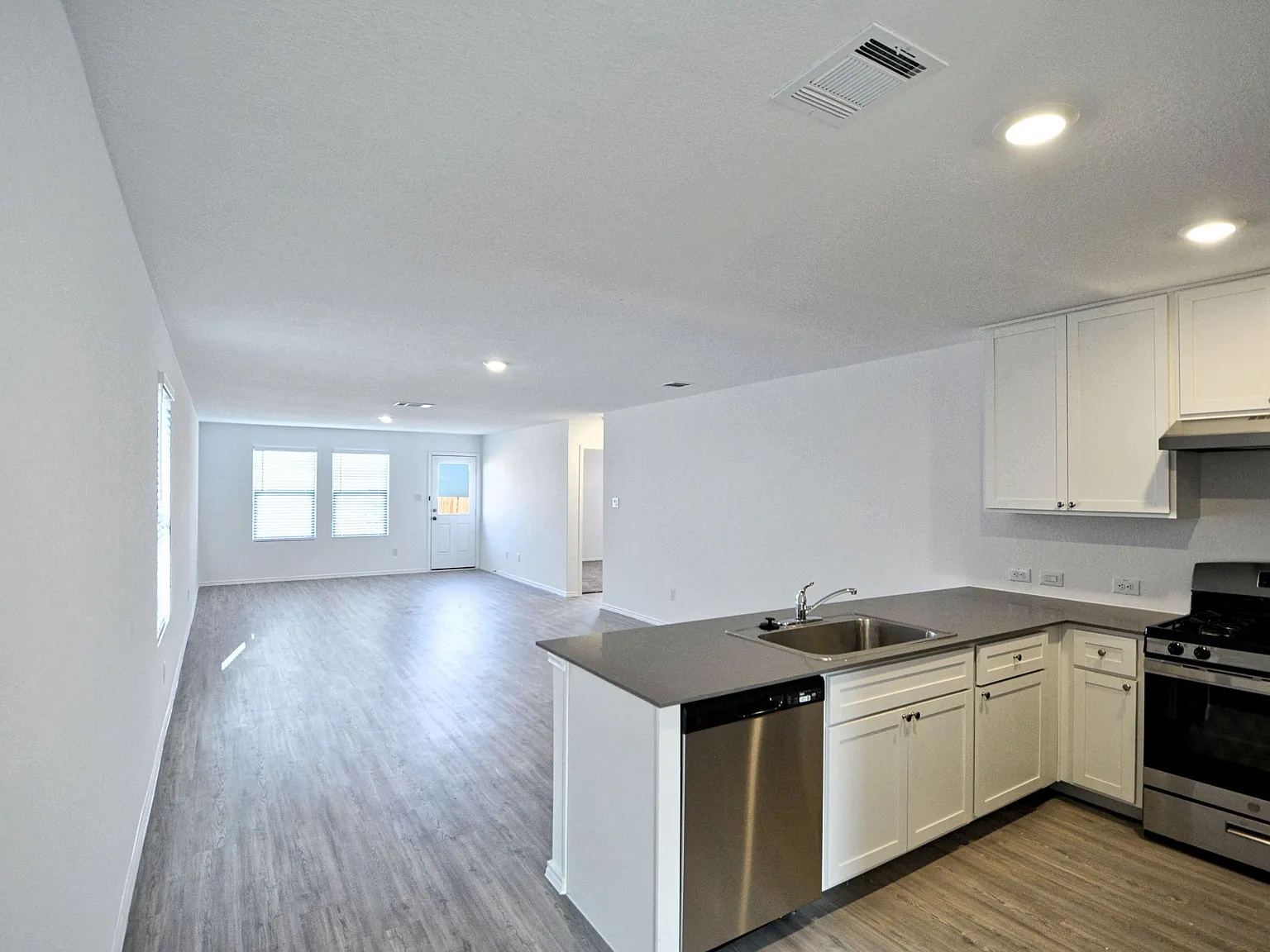 738 Tulsa Trail - 1 — Photo 3