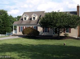 4655 Warpath Dr, Hampstead, MD 21074