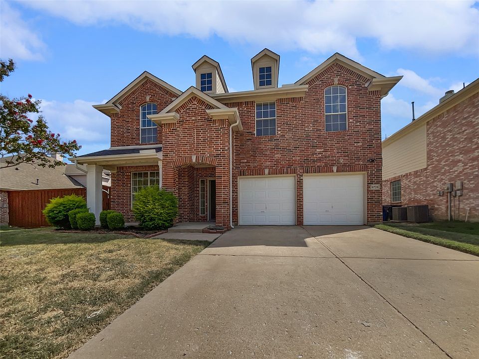 1st image of 9709 Honeysuckle Dr