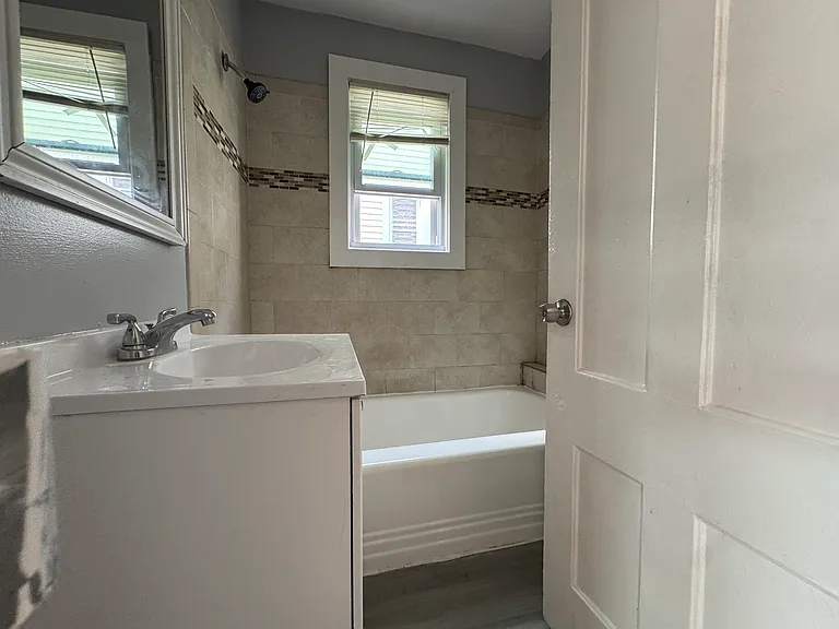 499 Dixwell Ave #2 — Photo 10