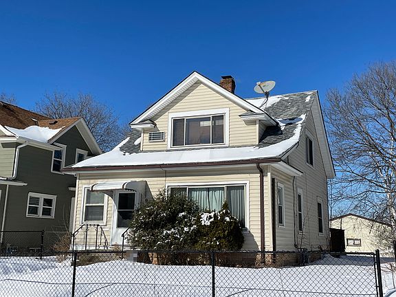 2nd image of 959 Carroll Ave