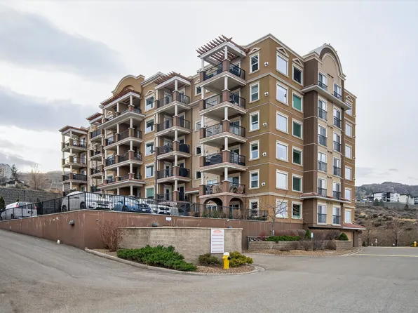 975 Victoria St W #301, Kamloops, BC V2C 0C2