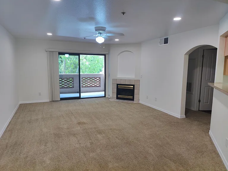 5104 N 32nd St #214 — Photo 16