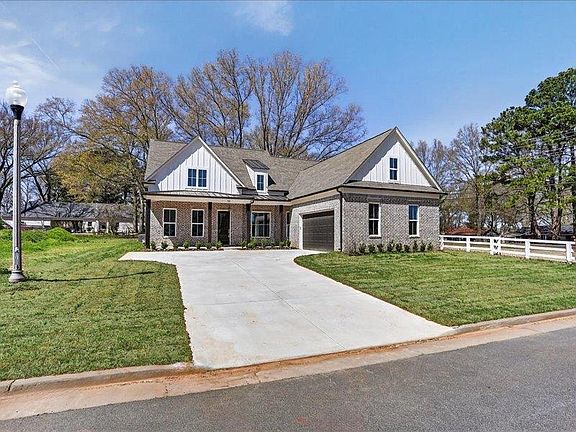 2nd image of 50 Nebhut Ln