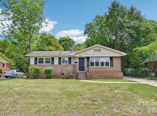 3935 Crestridge Dr, Charlotte, NC 28217