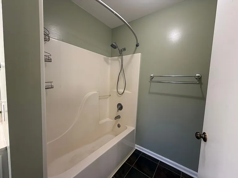 717 Mallard Dr — Photo 15