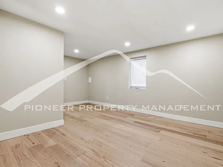 6801 W 32nd Ave — Photo 18