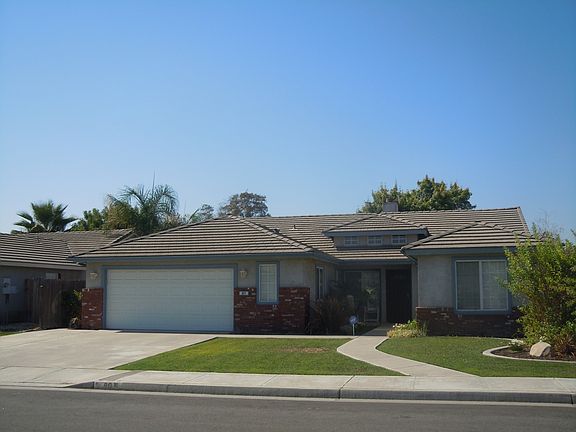 2nd image of 805 E Julia Way