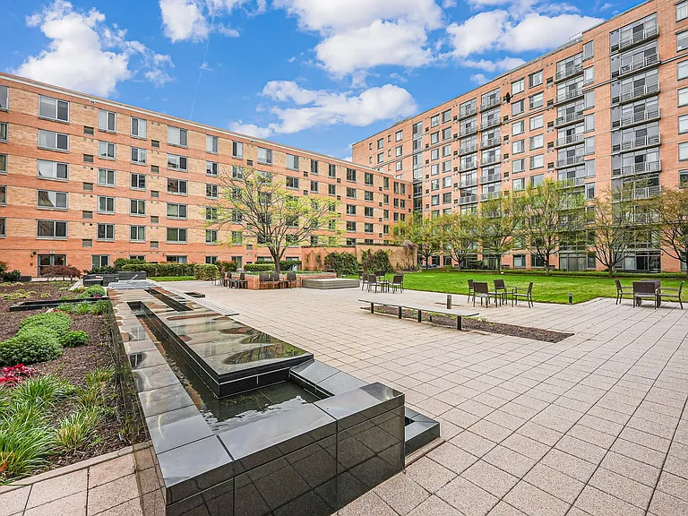 440 L St NW #809 — Photo 35