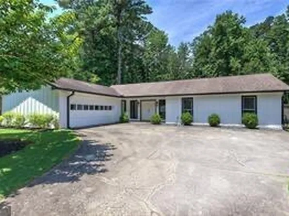 3125 Waterfront Cir, Marietta, GA 30062