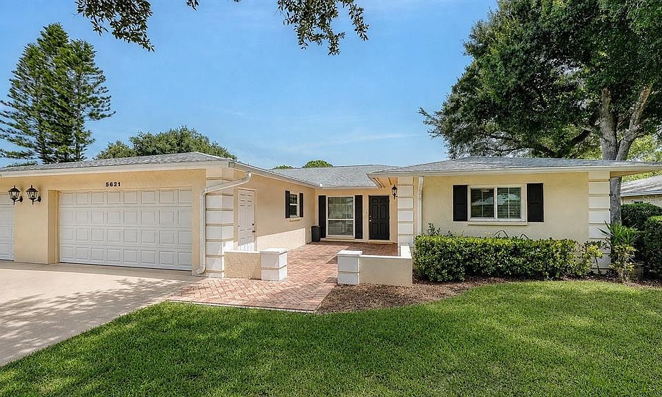 1st image of 5621 PALM AIRE DRIVE