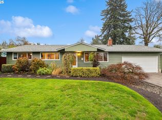 1065 Columbia Ave, Gladstone, OR 97027