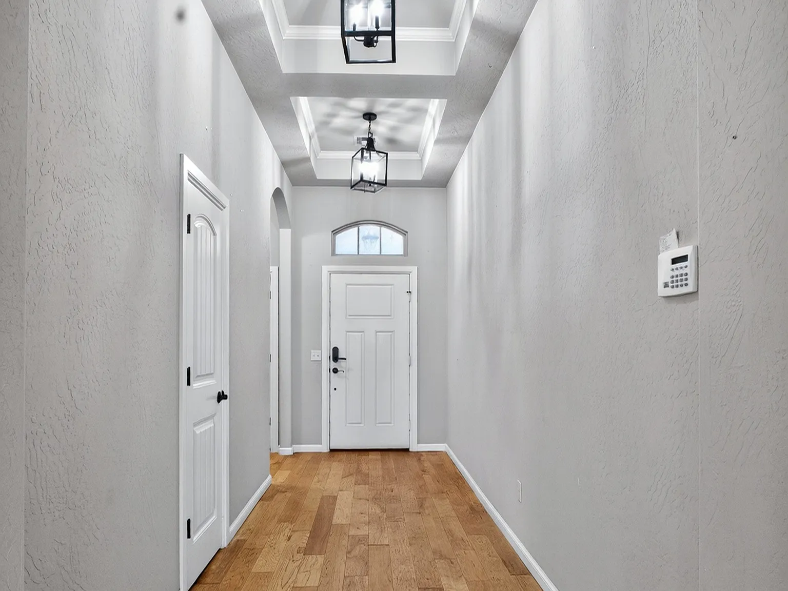 3 bed, 1751 sqft, $2,000 — Photo 4