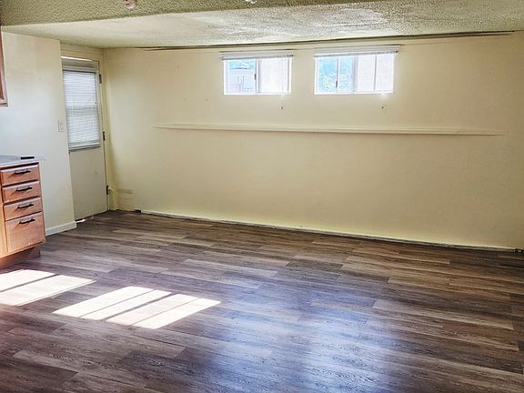 5th image of 160 Santa Clara St #1