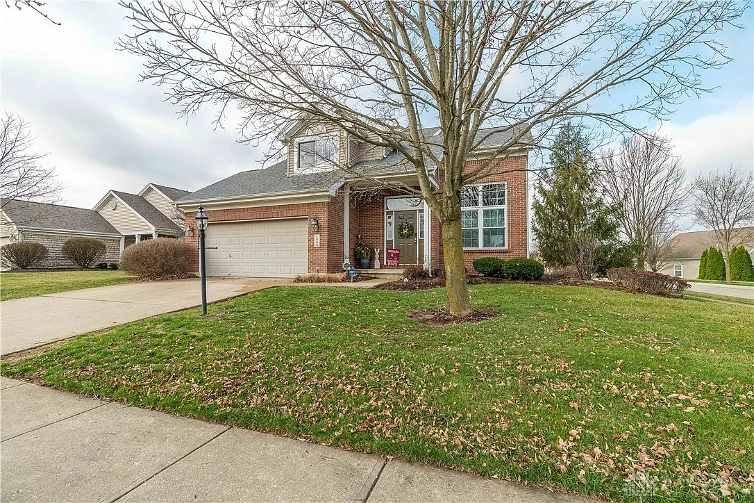 1445 Runnymeade Way photo 1