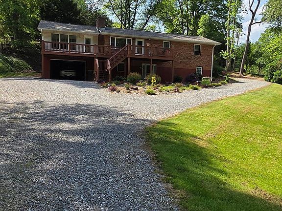 2nd image of 208 Ledford Chapel Rd