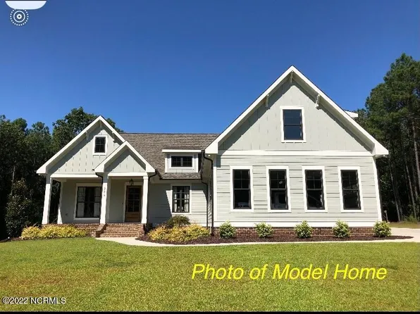 779 Breezewood Drive SE, Bolivia, NC 28422