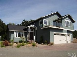 724 Revel Rd, Healdsburg, CA 95448