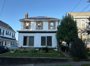 72 Hilltop Ave, Providence, RI 02908