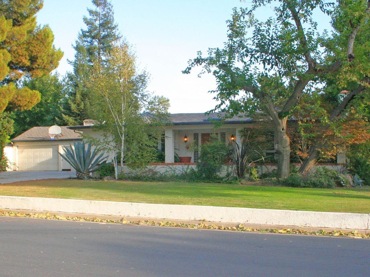 3031 La Cresta Dr, Bakersfield, CA 93305 Zillow