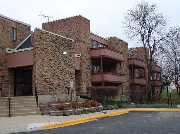 1810 Hemlock Pl APT 303, Schaumburg, IL 60173