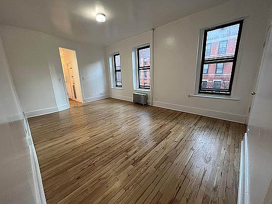 1st image of 401 E 91st St APT 9