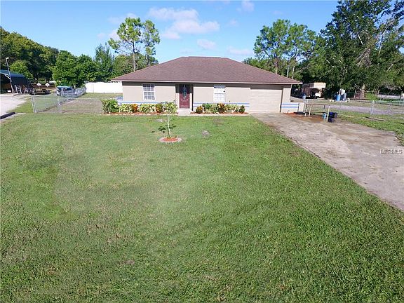 4th image of 1434 Douglas Ct