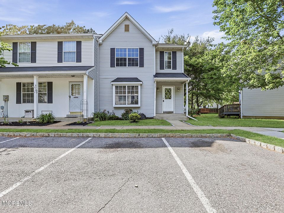 1st image of 520 Davids Court