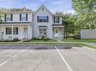 520 Davids Ct, Lakewood, NJ 08701